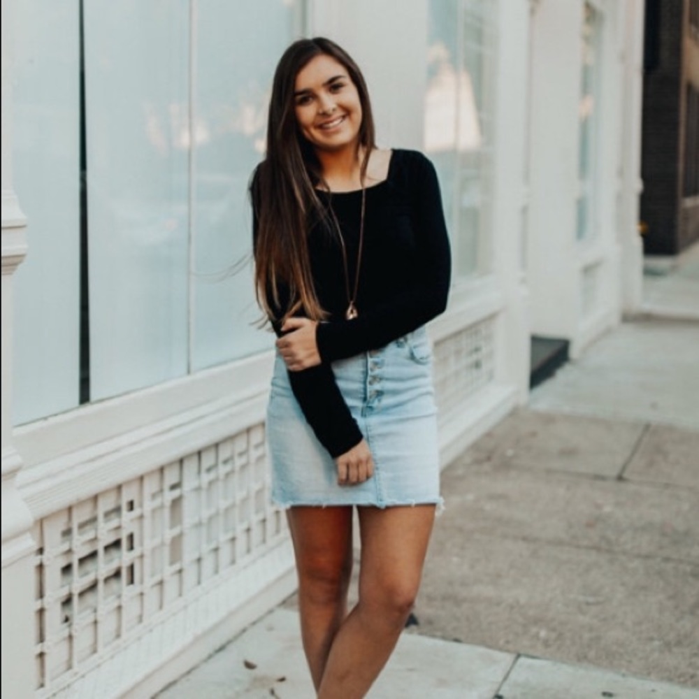 Meet your Posher, Hannah